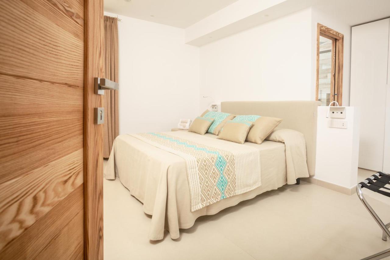 Assaje' Luxury Rooms Санта-Тереза-Галлура Екстер'єр фото